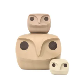 Wooden statue Howdy owl